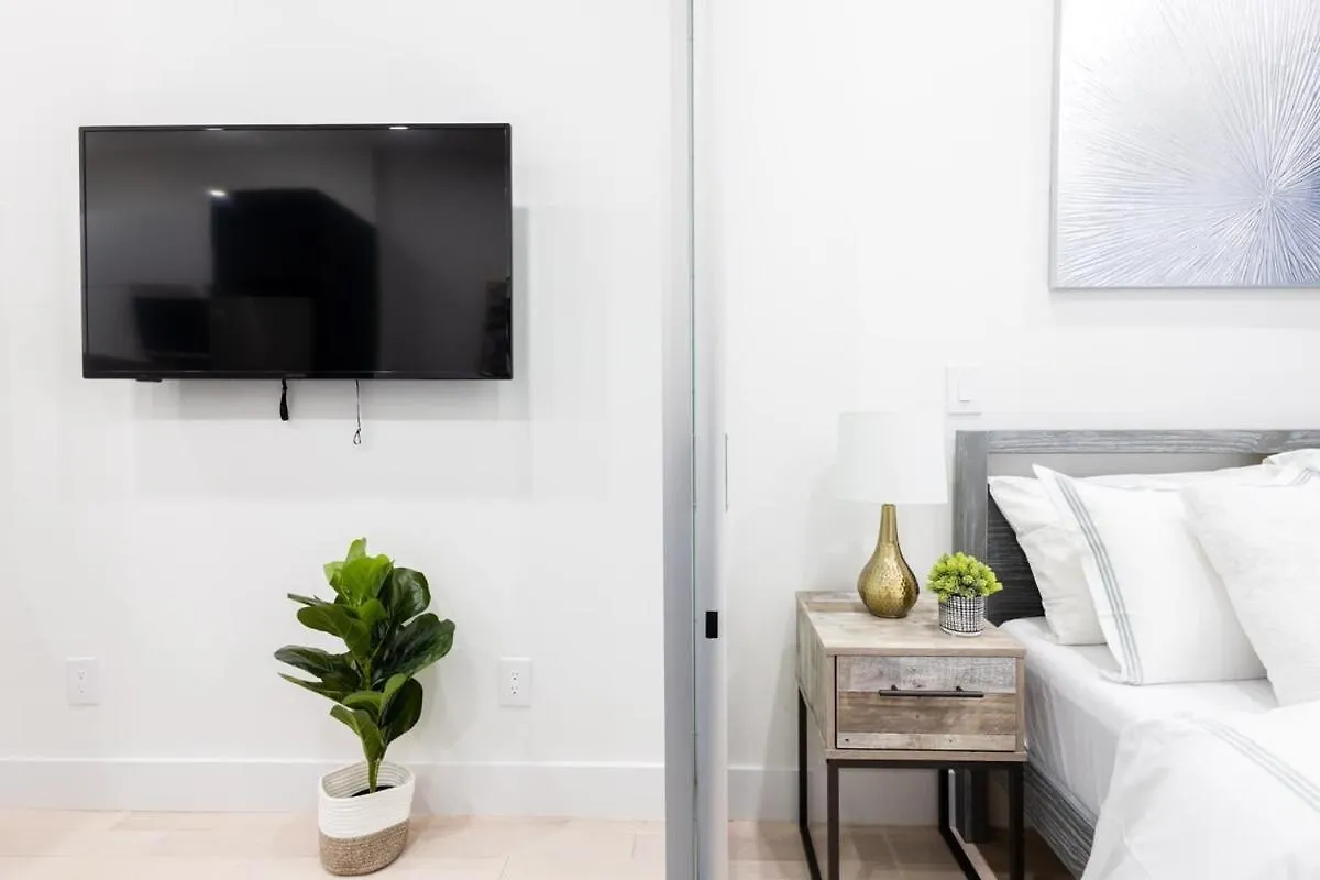 317-1An - New Modern 1Br W&D Walk To Central Park New York 0*,  USA