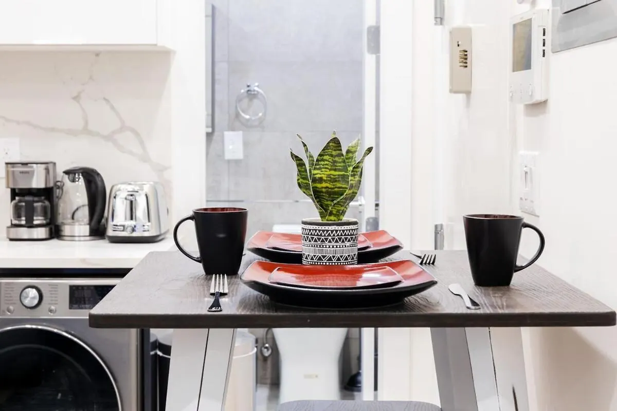 317-1An - New Modern 1Br W&D Walk To Central Park New York 0*,  USA